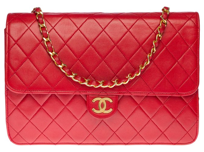 Timeless Bolsa Chanel Clássica Esplêndida 25cm em couro acolchoado vermelho, garniture en métal doré  ref.278539