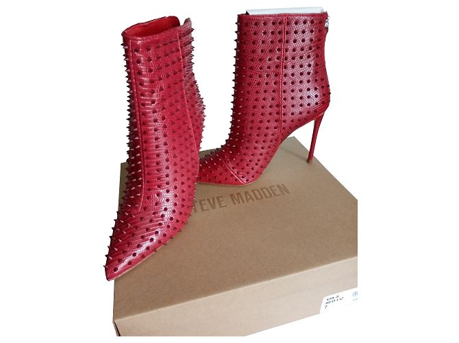 Steve Madden Stiefeletten Rot Kunstleder