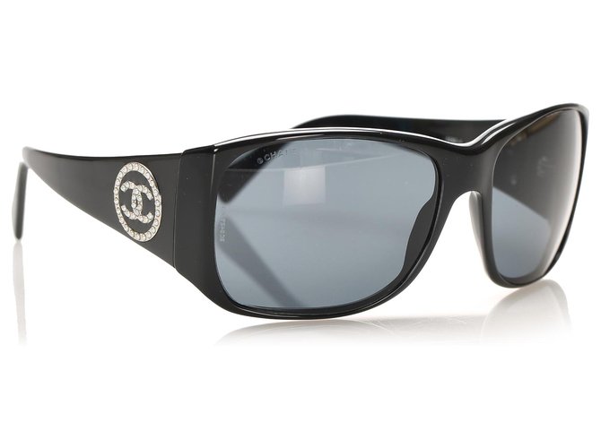 Chanel Black Square getönte Sonnenbrille Schwarz Kunststoff  ref.278885