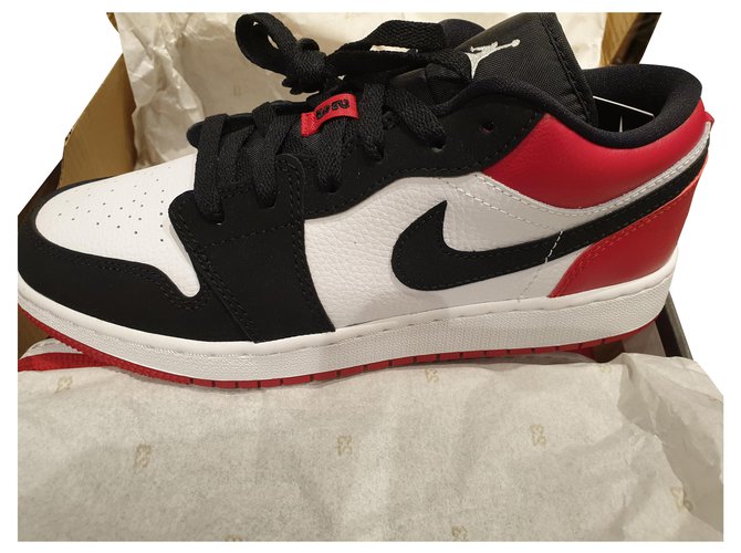 Nike Air Jordan 1 low black toe gs size children 6.5Y White Red Leather Polyester Rubber  ref.279656