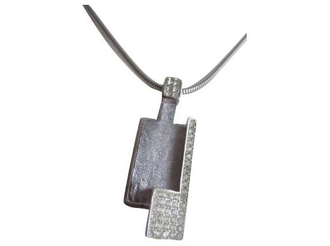 Autre Marque Collana Trifari con pendente in argento e zirconi