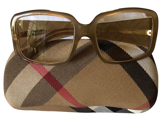 Burberry Vontage Karamell Harz