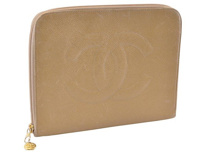 Chanel clutch bag Beige Leather  ref.281326