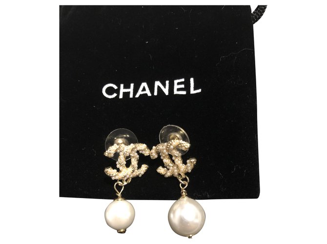 Chanel Earrings Golden Damier ebene Metal  ref.282640