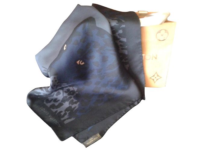 Louis Vuitton Seidentuch Blau Panther Muster 68cm