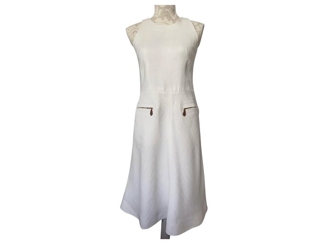 Three-hole dress, Hermès herringbone linen American armholes Eggshell  ref.283589