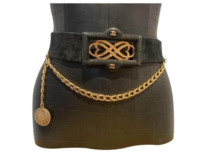 Chanel Cinturones Negro Gold hardware Gamuza  ref.284070