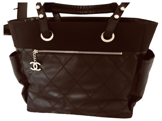 Chanel Paris / Biarritz Black Leather  ref.284477