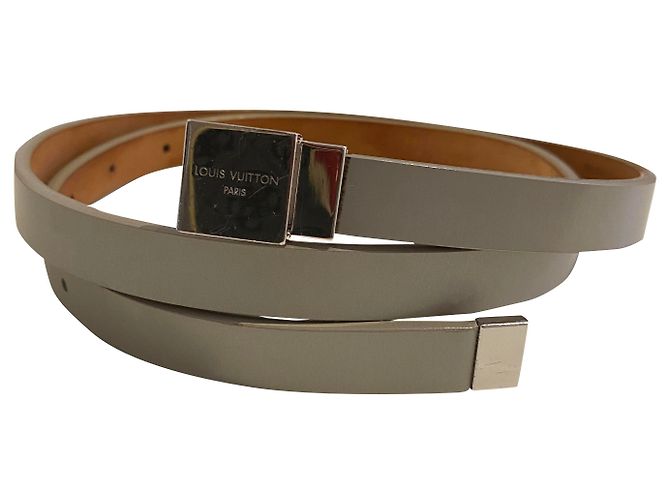 Cinturón Louis Vuitton Charol Gris Perla 95 cm