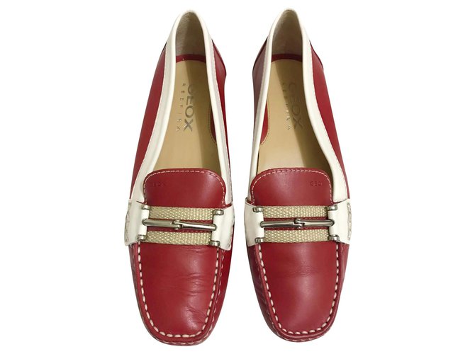 Geox two-tone loafers White Red Leather Patent leather  ref.285047