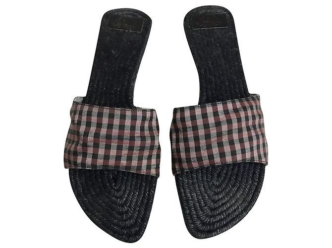 Castaner Sandalen schwarz bordeaux gemustert