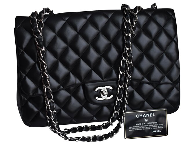 Classique Chanel Sac Jumbo Timeless en Noir Cuir  ref.285654