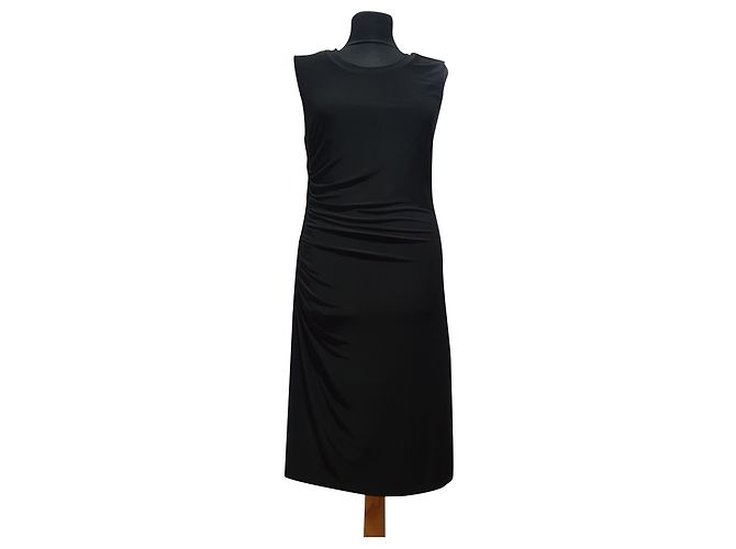 Schwarzes Kleid von Steffen Schraut