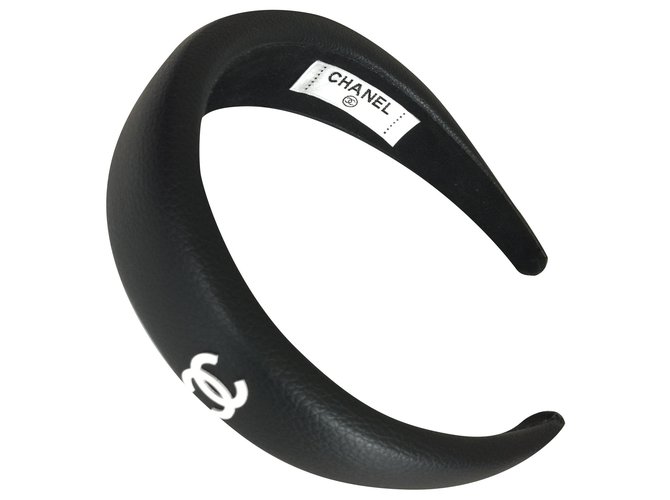 Chanel Hair accessories Black Leather  ref.286180