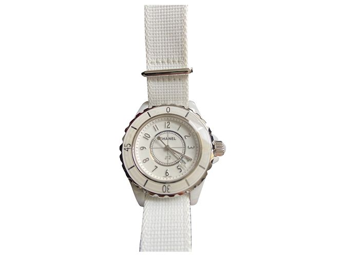 Chanel J12-G10 Glanz Weiß