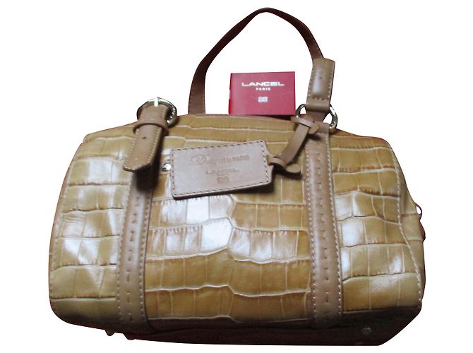 Lancel Bowling embossé croco beige.