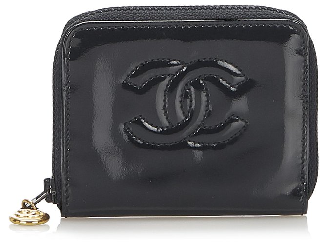 Portamonete Chanel in vernice nera CC Nero Pelle Pelle verniciata  ref.287231
