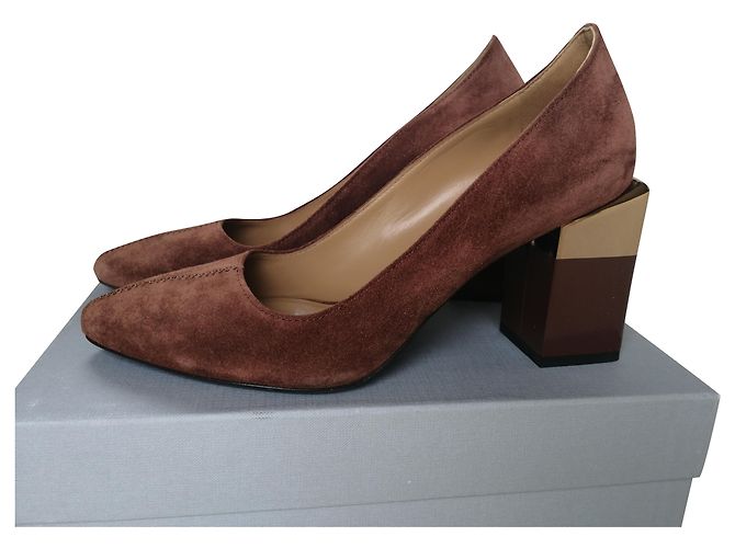 Escarpins Max Mara en daim bronze 38