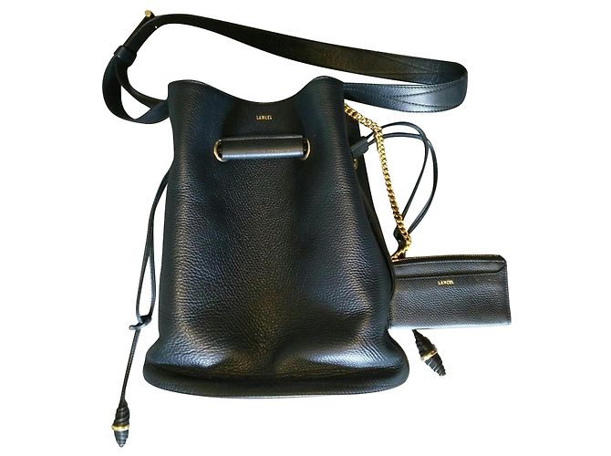 Le Huit Saco de balde - o Oito de Lancel Azul marinho