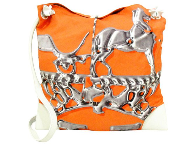 Hermès Silk City Soie Orange  ref.287438