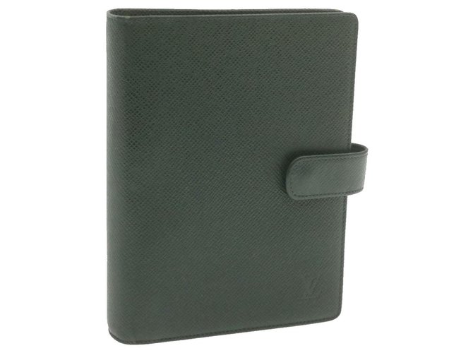 LOUIS VUITTON Taiga Agenda MM Day Planner Cover Episea R20403 LV Auth yk1110 Green Leather  ref.287868