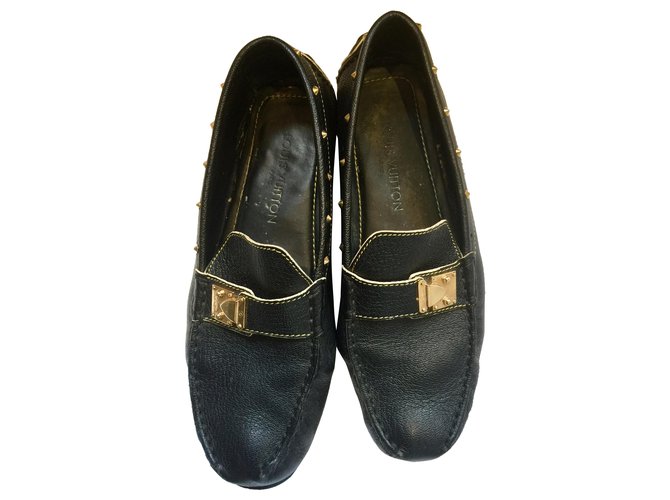 Louis Vuitton  studded Monte Carlo loafers Black Gold hardware Leather  ref.288388