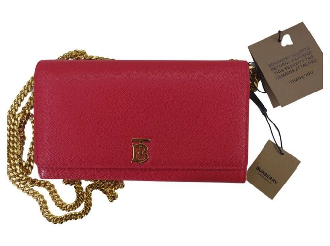Burberry Wallet on a chain Red Leather  ref.288455