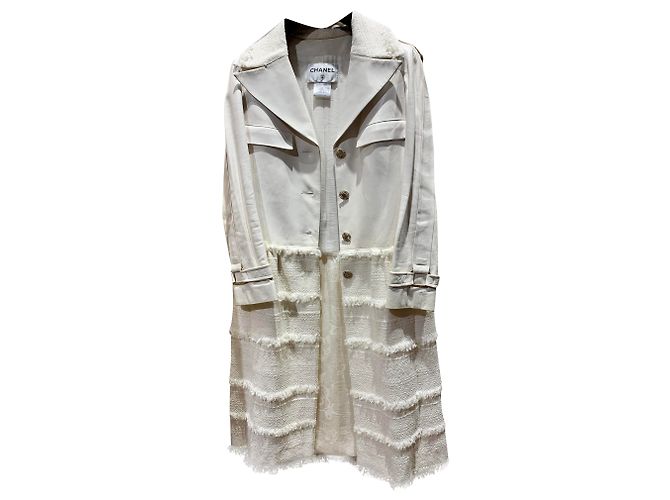 Chanel Leder Trenchcoat Creme Roh