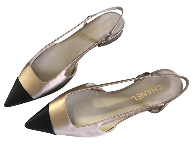 Chanel, Slingback NEW WITH dustbag Black Golden Satin  ref.288761