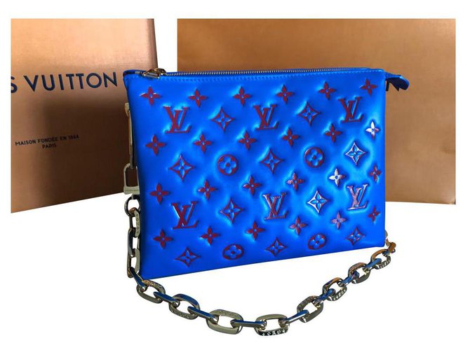louis vuitton Coussin PM Prefall 21 Vuittamine Red Blue Leather  ref.289219