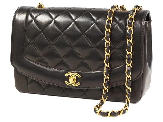 Chanel Matelassé24.5 Bolsa a tiracolo Diana Womens com ferragens em ouro preto Couro  ref.289229