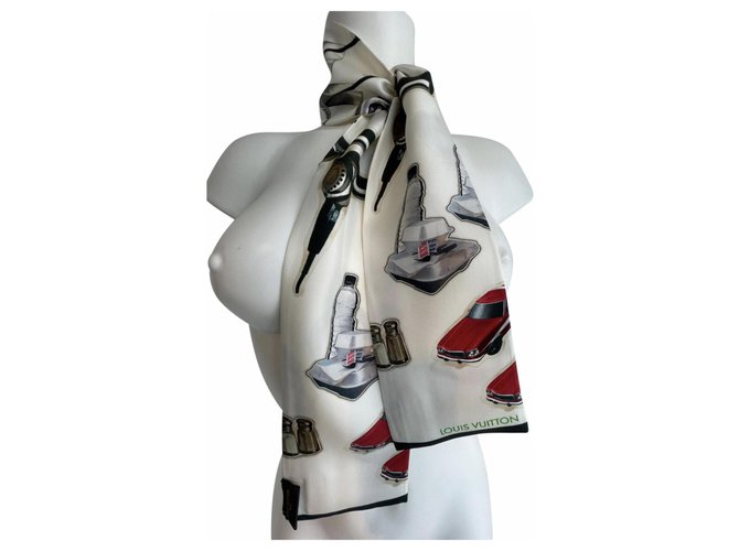 Louis Vuitton Silk scarves White  ref.289240