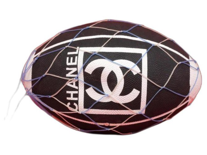 Chanel noir (Ultra rare) Cc Sports Logo Football  ref.290000