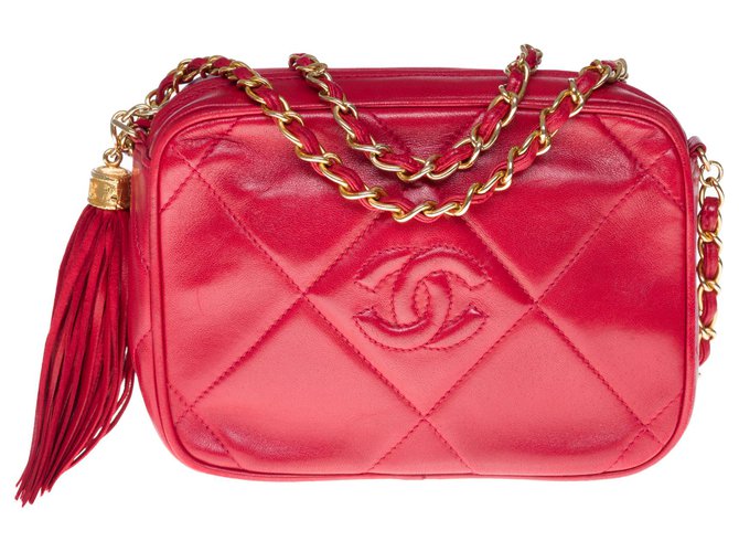 Very Lovely Chanel Mini Camera bag in pelle trapuntata rossa, garniture en métal doré Rosso  ref.290591