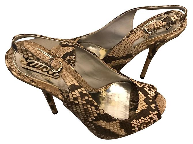 Sandálias Gucci em Python Cinza e Marrom Multicor