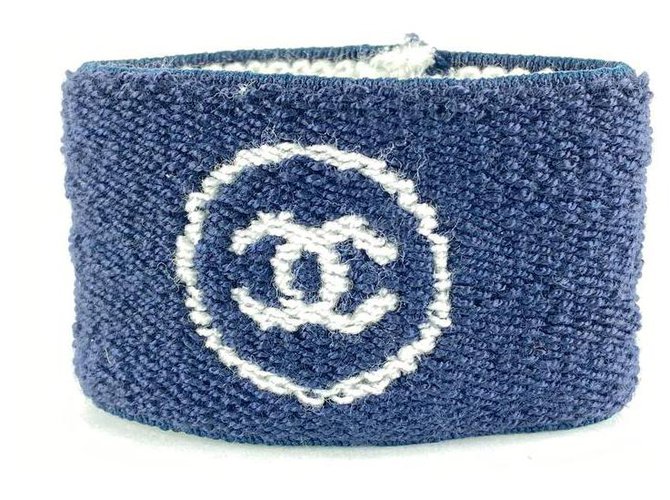 Chanel Cinturino da polso con logo CC blu ultra raro 7CC124  ref.293711