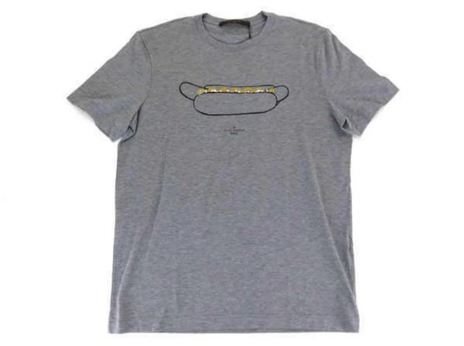 Louis Vuitton Camiseta Hot Dog Limited Edition Logo Fleur LV gris  ref.294093