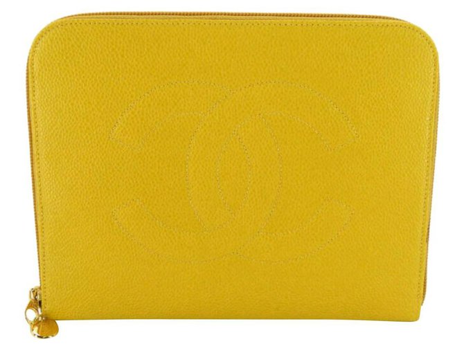 Chanel Large Yellow Caviar O-Case Zip Pouch Case Pochette  ref.294491