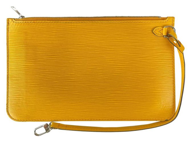 Louis Vuitton Bolsa de pulso em couro epi amarelo Neverfull Pochette 39lvl1125  ref.294603