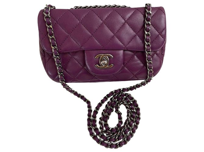 Classique Chanel Cuir Violet  ref.294854