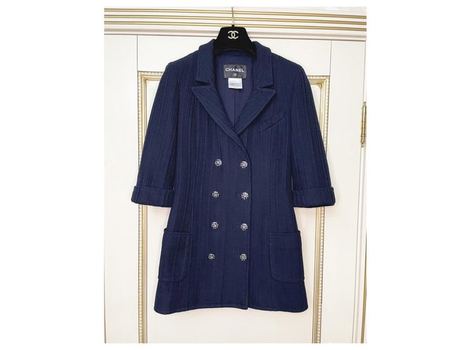 Chanel chaqueta cruzada Azul marino Tweed  ref.295064