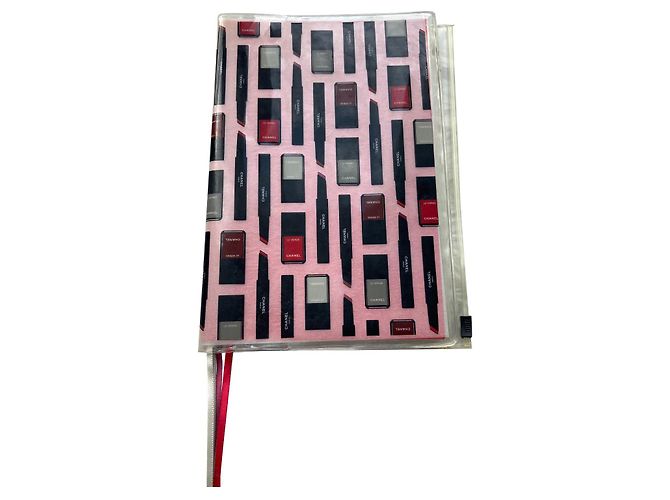 Caderno Chanel Beaute Multicor