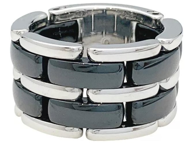 Chanel "Ultra" large model ring in white gold and black ceramic.  ref.295539