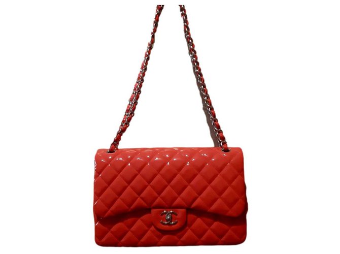 Timeless Chanel Handbags Coral Leather  ref.295619