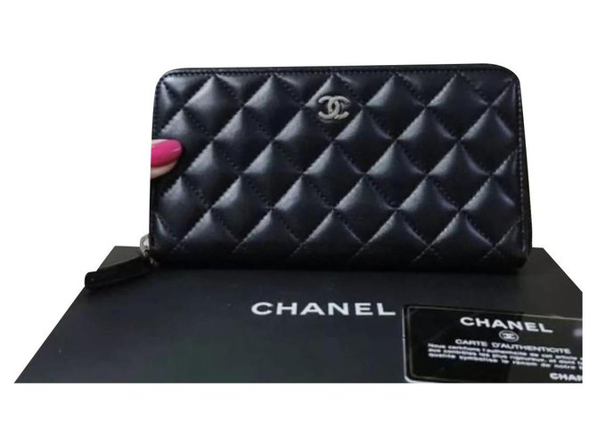 Cartera Chanel Classic Larga Negra Con Cremallera Negro Cuero  ref.296533