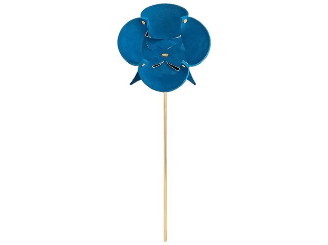 Louis Vuitton Blue Objet Nomades Origami Flower by Atelier Oi Leather  ref.297327