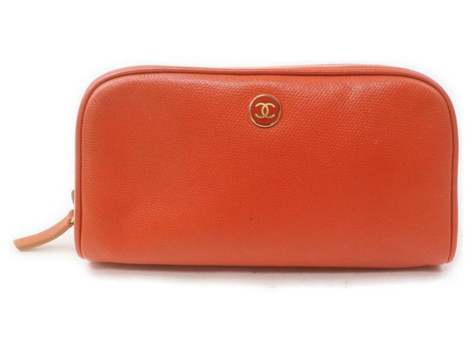 Chanel Bolsa para higiene pessoal em couro de novilho laranja CC Button Line Cosmetic Pouch  ref.297389