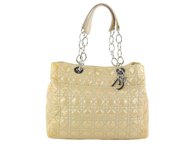Dior Beige Quilted Patent Leather Soft Shopping Chain Tote Bag  ref.297584