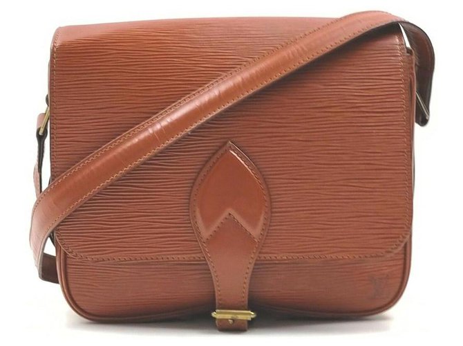 Sac bandoulière cartouchière en cuir Louis Vuitton Marron en Cuir