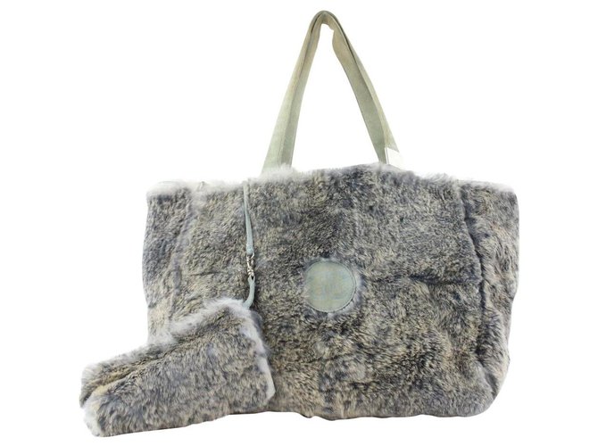 Chanel Grey CC Logo Rabbit Fur Tote bag with Pouch  ref.297819